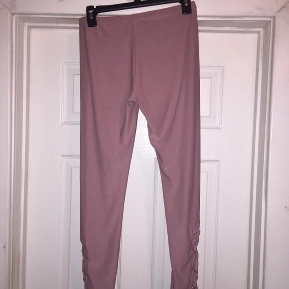 Leggings - Picture 7 of 8